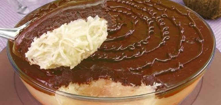 Sobremesas para o almoço de domingo - Prestígio gelado na travessa